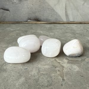 Manganokalcit / Rosa kalcit, trumlad
