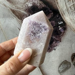 Rosa Ametist, Torn (A)