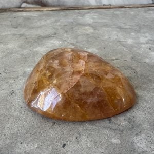 Golden healer med lite rosenkvarts i, palmstone (A)