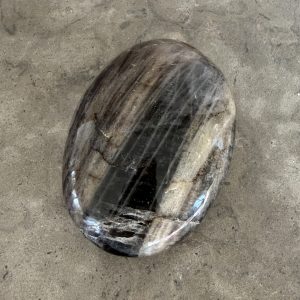 Svart Månsten, jumbo palmstone (F)