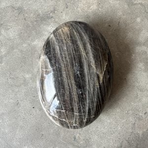 Svart Månsten, jumbo palmstone (G)