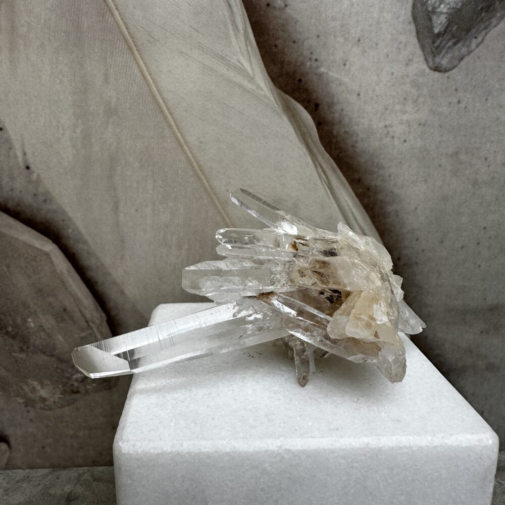 Colombian quartz, kluster (B) Colombian quartz, kluster (B)