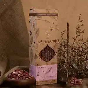 1 x Rosor & Frankincense rökelse, Sagrada Madre