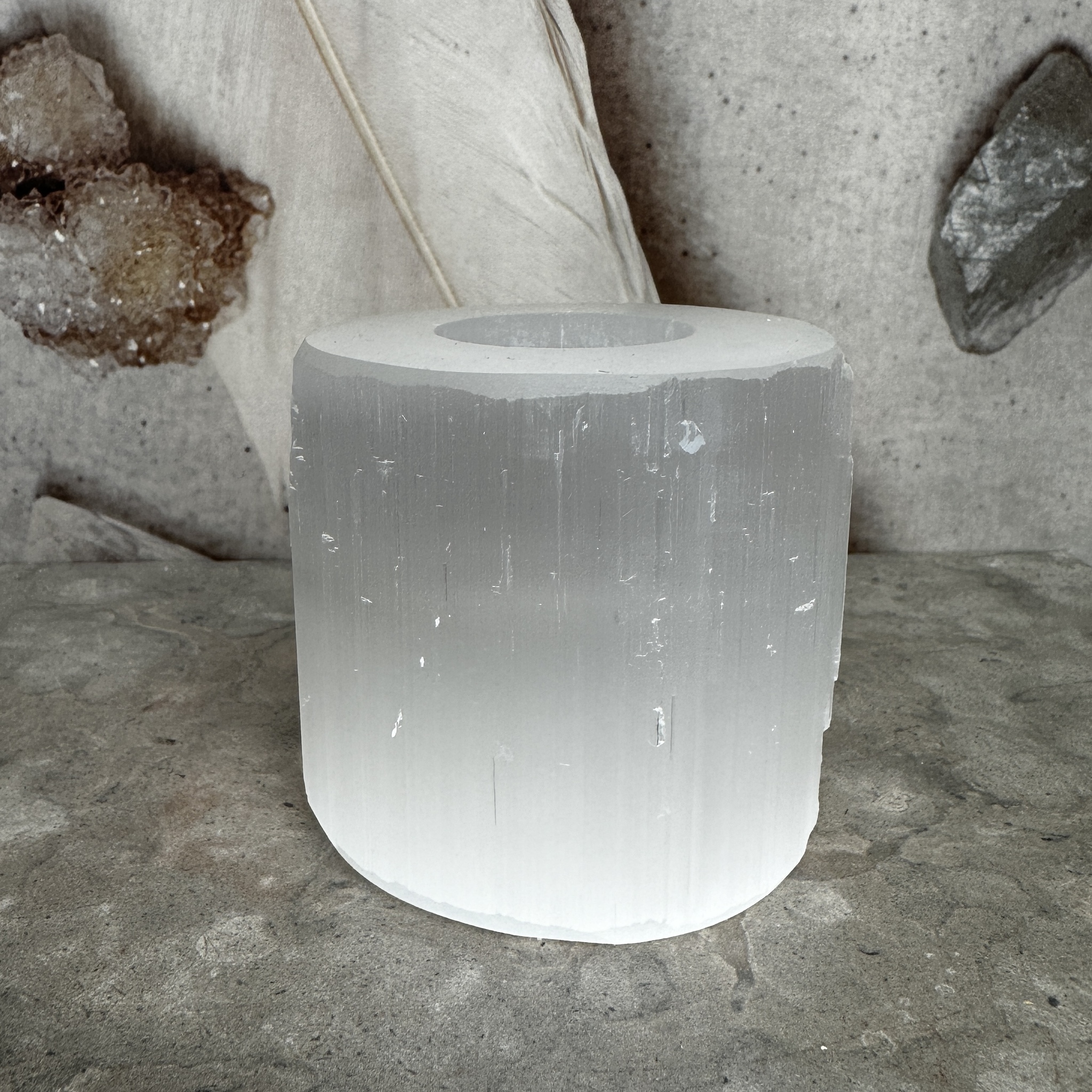 Selenit, lykta rund 8 cm Selenit, lykta rund 8 cm