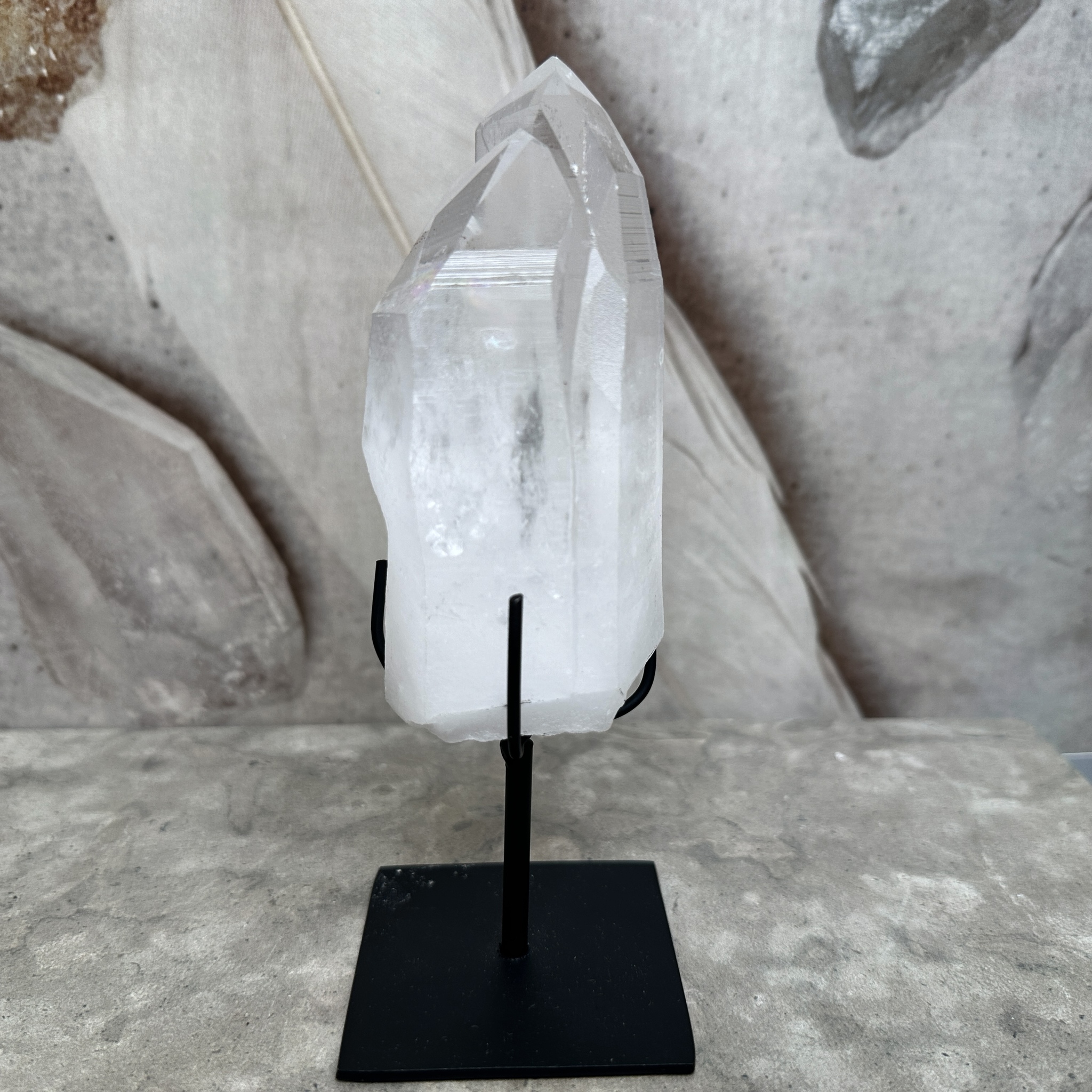 Lemurian Quartz, rå spets på ställning (B)