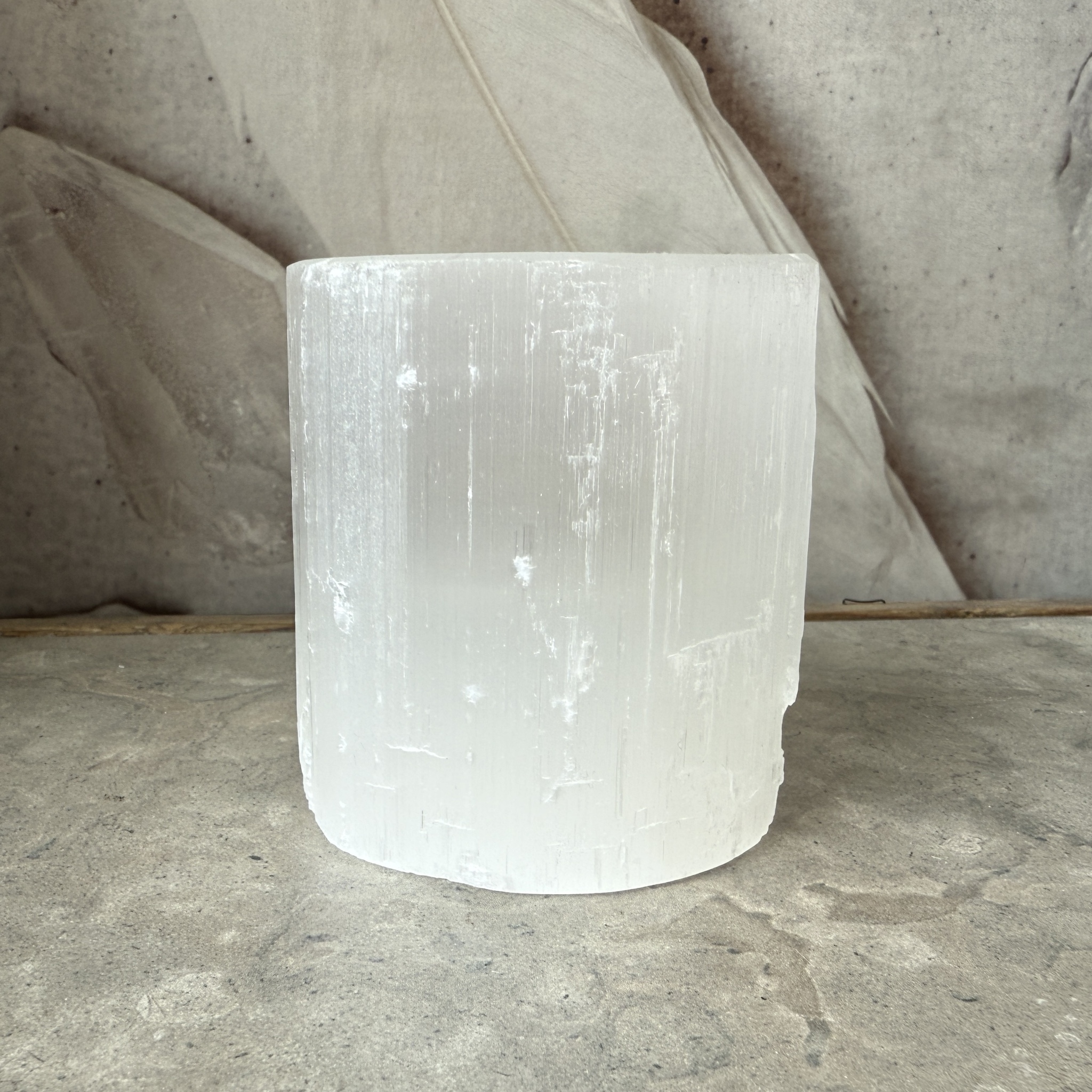 Selenit, lykta rund 8 cm Selenit, lykta rund 8 cm